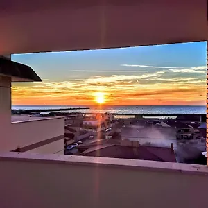  Appartamento Vuel Sea View House -10 Minutes From The Airport Italia